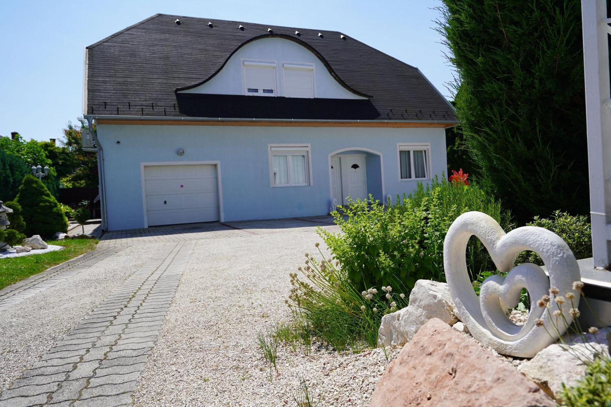 Apartman Brigitte Buekfuerdo Exterior photo