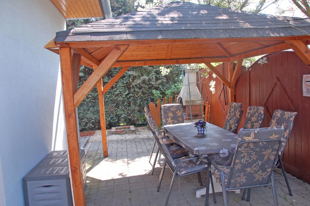 Apartman Brigitte Buekfuerdo Exterior photo